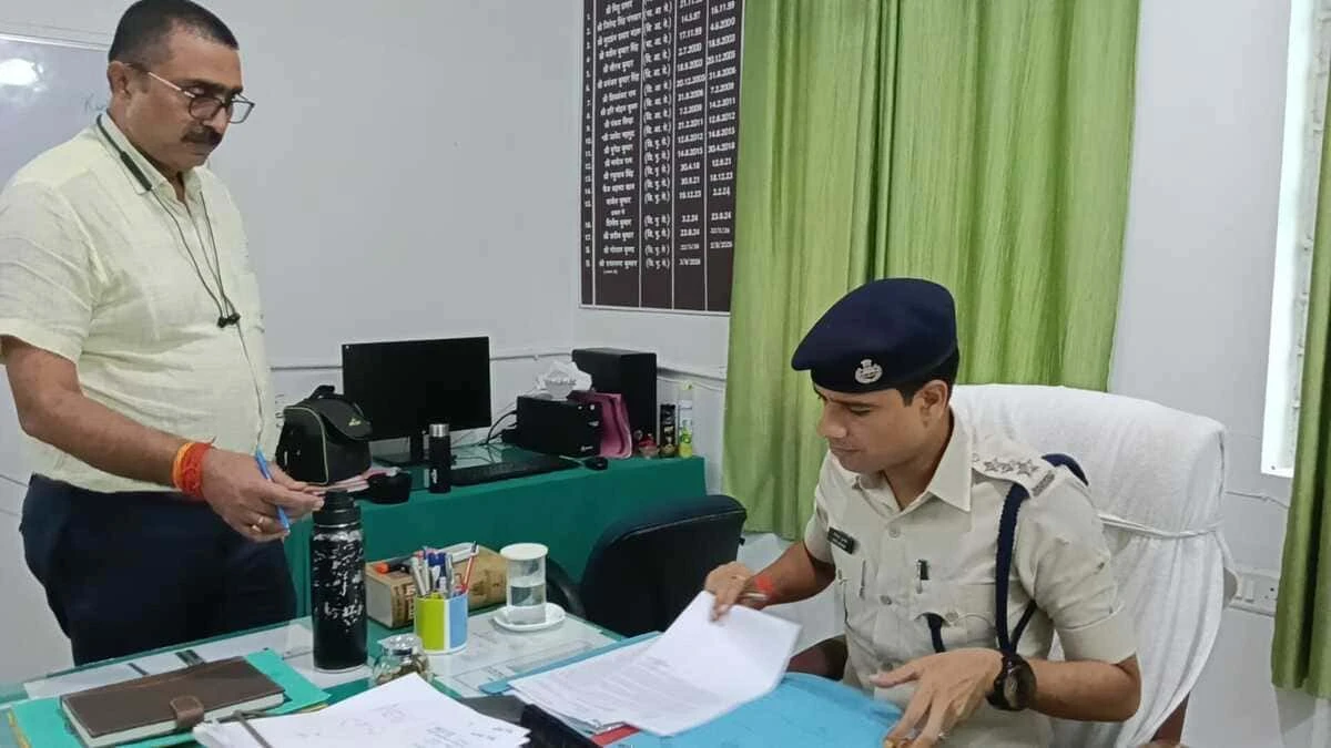 IMFL SEIZED, TWO VEHICLES IMPOUNDED, ONE ARRESTED