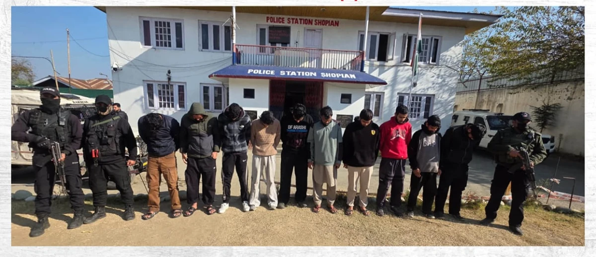 ऑनलाइन लेनदेन से खुला आतंकी फंडिंग नेटवर्क, शोपियां में 10 आरोपी गिरफ्तार