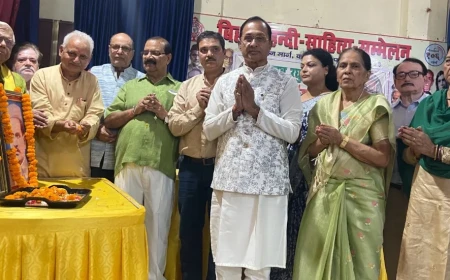 ACHARYA SHRIRANJAN SRIDEV WAS A LIVING LEXICON OF HIS TIME