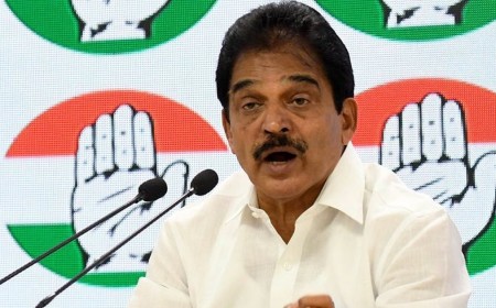 दिल्ली रैली से पहले कांग्रेस का रेलवे पर आरोप, तेलंगाना से विशेष ट्रेनें नहीं मिलने का दावा