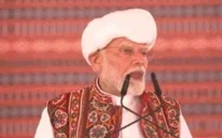 पीएम मोदी का गुजरात दौरा: राहुल गांधी पर कसा तंज, बोले- अब आलू से सोना नहीं, फ्रेंच फ्राइज बन रहे