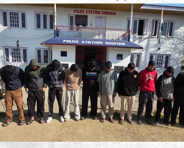 ऑनलाइन लेनदेन से खुला आतंकी फंडिंग नेटवर्क, शोपियां में 10 आरोपी गिरफ्तार
